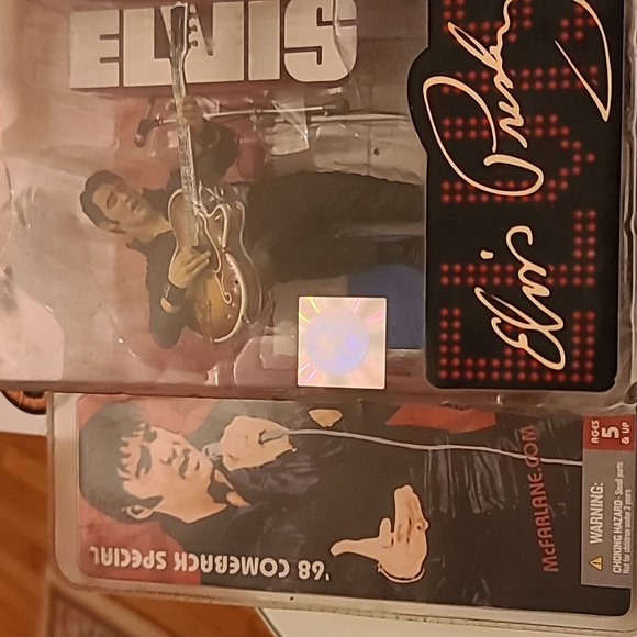 68 Comeback Special Figurine. New in box. - Picture 1 of 3